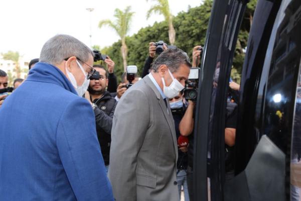 بالصور: أخنوش يتفقد مشروع إقامة عربات "التيلفريك" ومشاريع أخرى بأكادير